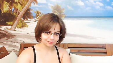 Cutie camgirl with glasses spreads to show pussy and soft tities