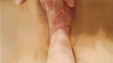 Cute Camgirl In Hot Fuck Machine Cum