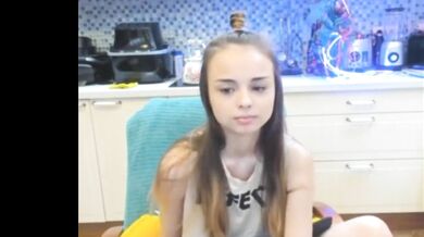 Cute teen camgirl playing in the kitchen loves tip vibe