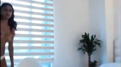 Hot as fuck brunette camgirl shows her lovely tities