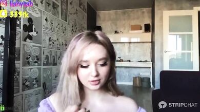 Big tit big ass blonde camgirl plays with herself