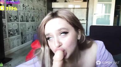 Big tit big ass blonde camgirl plays with herself
