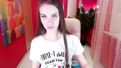 Teen cam girl shows off her body with full strip