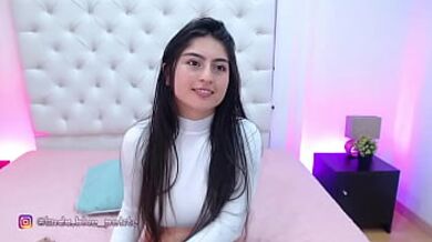 Sexy buxom latina in hot webcam show