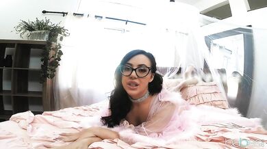Sexy Cam Teaser Whitney Wright is really Tight