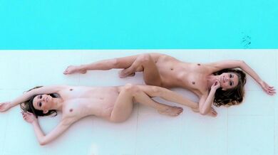Stunning Dong Dodgers enjoy the Pool