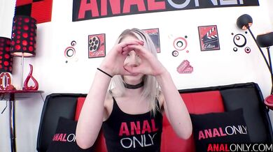 AnalOnly: Scarlett Hampton’s Balls Deep Anal Interview On PornHD