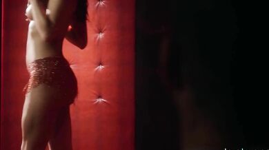 Mata Hari Halloween peep show