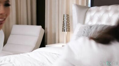 Bored Housewifes go 69 During Trip - Lena Paul