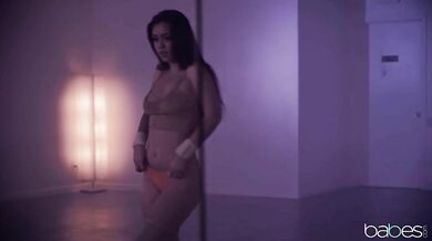 Alina the Latina Ballerina is Fucking Flexible!