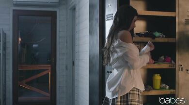 Raunchy schoolgirl Angela Allison fucking a stranger
