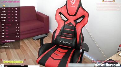 Camgirl Leia cosplay show love hers bouncing tits